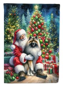Keeshond and Santa Claus Garden Flag Mailbox Flag Decorative Yard Flag Banner Outside Patio Artwork Yard Flower Beds, Garden Size, Multicolor