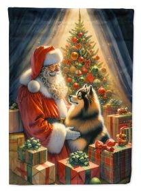 Finnish Spitz and Santa Claus Garden Flag Mailbox Flag Decorative Yard Flag Banner Outside Patio Artwork Yard Flower Beds, Garden Size, Multicolor (Default: Default)